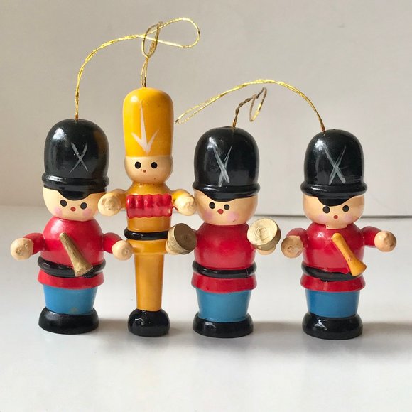Vintage Wood Toy Soldiers Christmas Ornaments Hand Painted Drummer Nutcracker - Picture 2 of 10